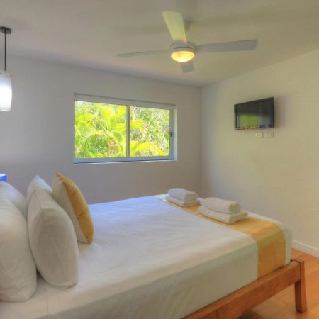 Maggies Beachfront Apartment 7 Horseshoe Bay Exterior photo
