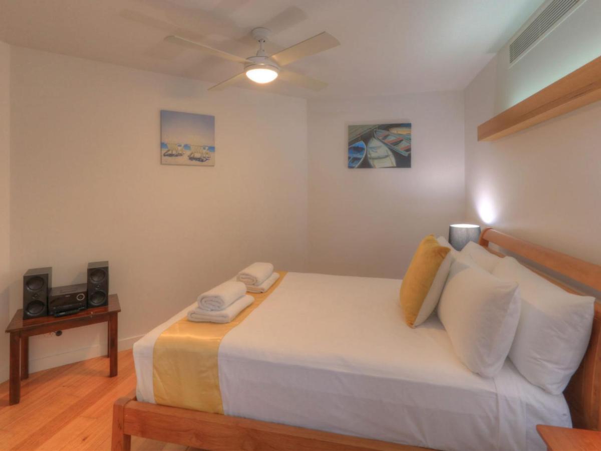 Maggies Beachfront Apartment 7 Horseshoe Bay Exterior photo